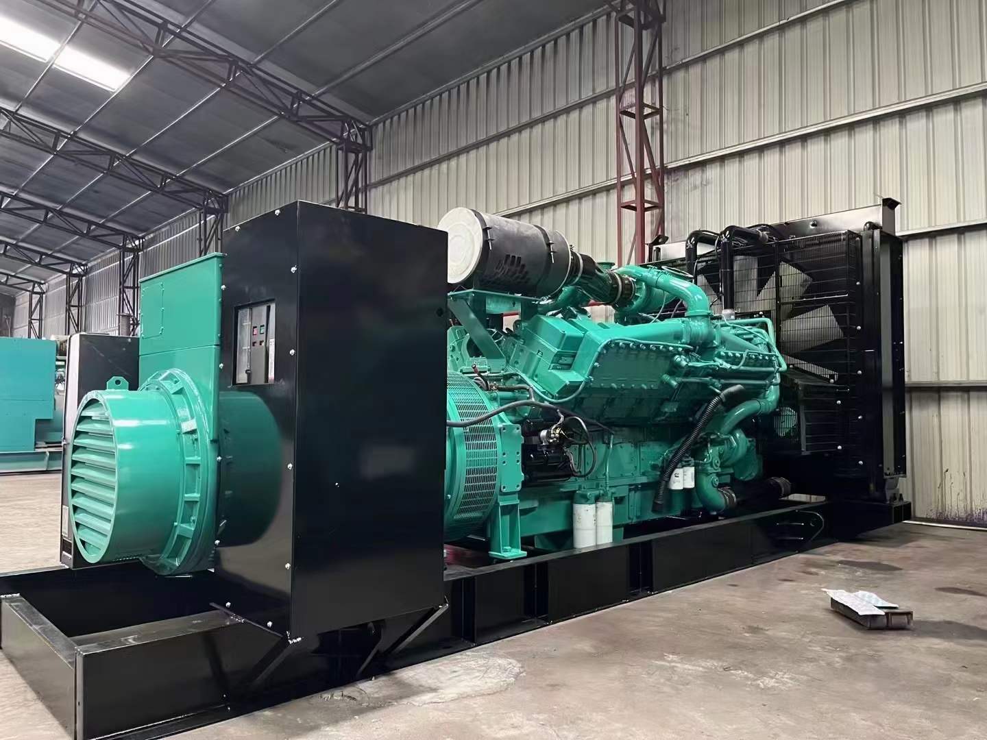 思茅如何降低 800kW 柴油发电机输出电流的波动？