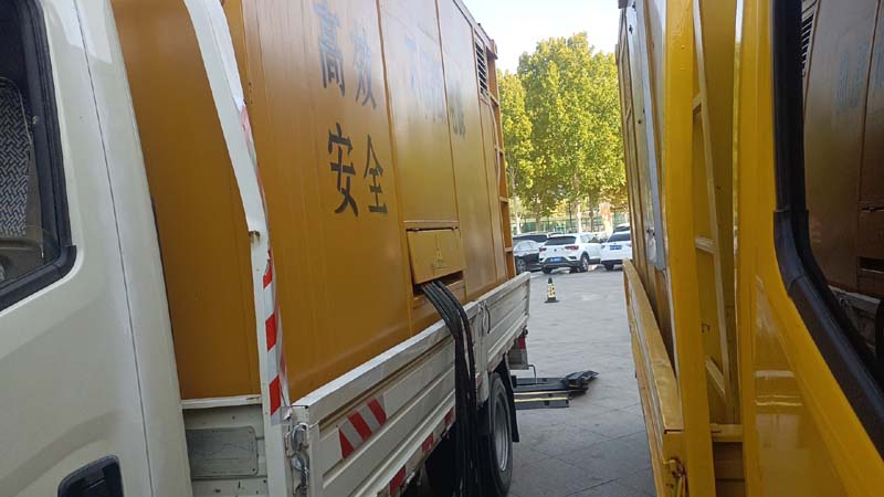 思茅如何判断柴油发电机组和UPS电源的切换时间是否符合要求？