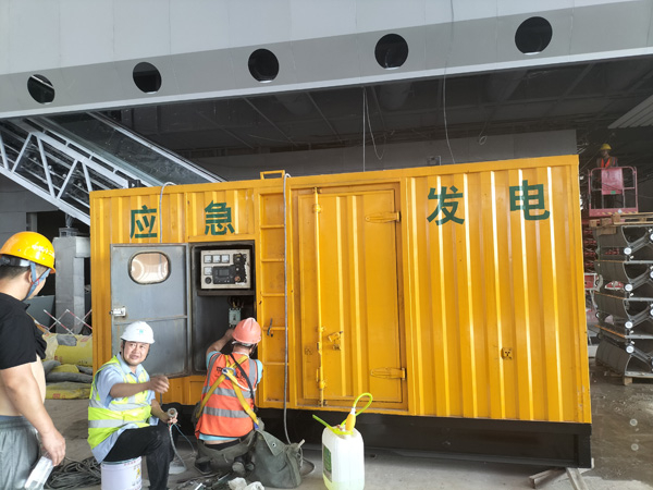 思茅怎样判断空气滤清器是否需要更换？