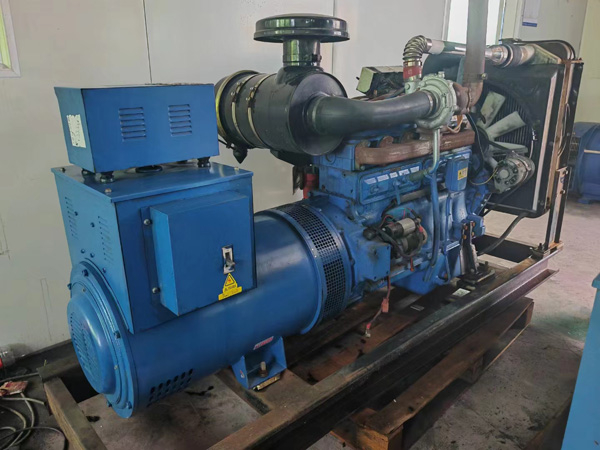 思茅100kW柴油发电机组使用多级机油有哪些优缺点？